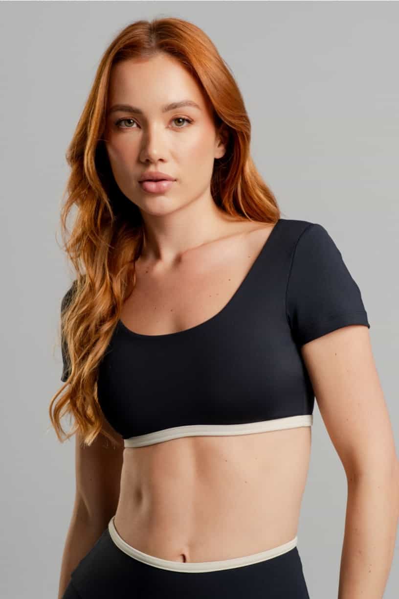 Top Slim com Manga (Preto / Off-White) | Ref: K4877-A